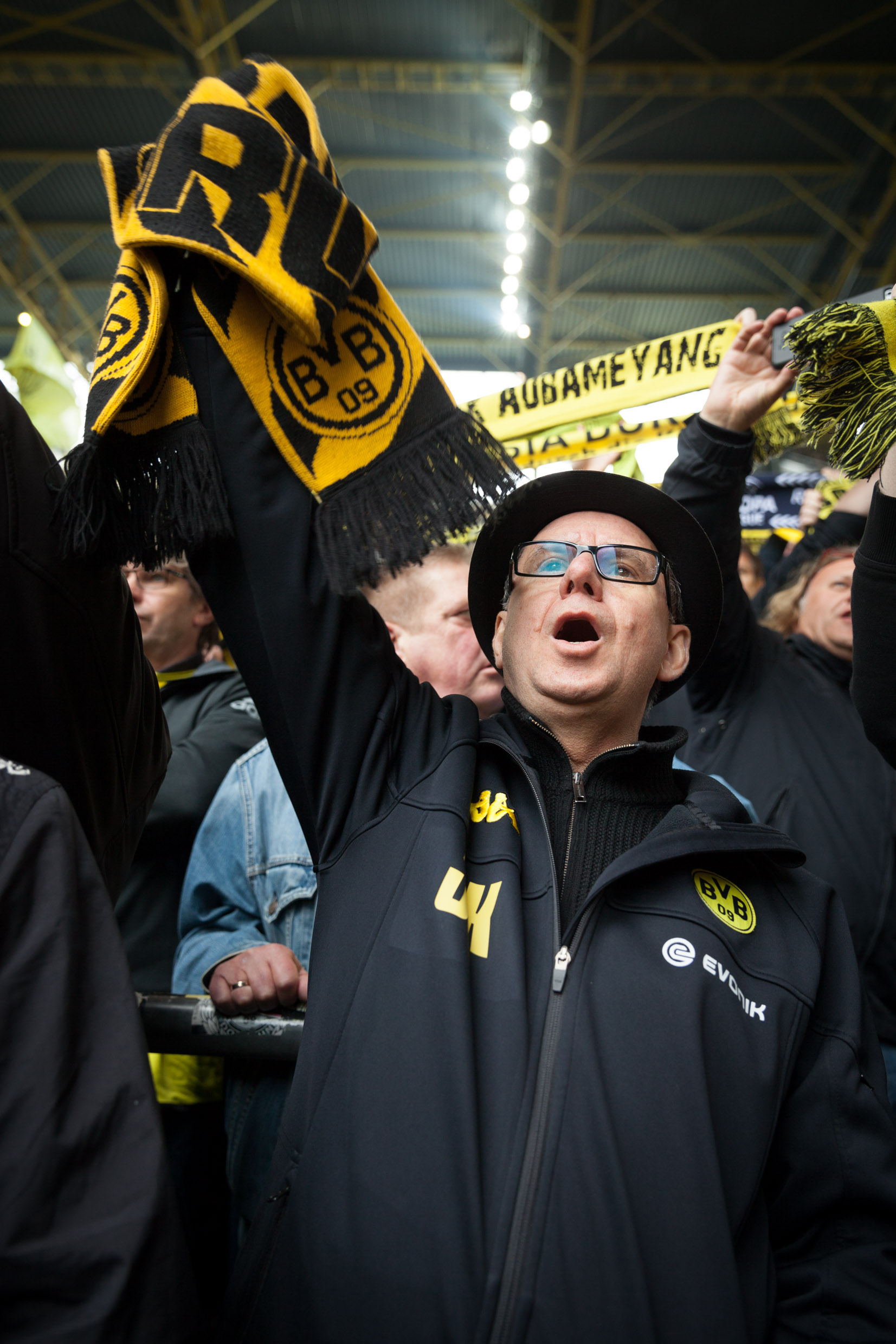 You'll Never Walk Alone: Die Geschichte einer Fußballhymne - Still 1