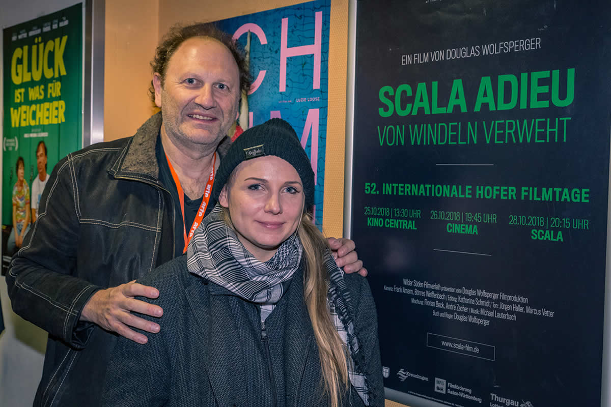 Premiere von SCALA ADIEU - VON WINDELN VERWEHT: Regisseur Douglas Wolfsperger und Filmemacherin Kathrin Hope-Phoenix