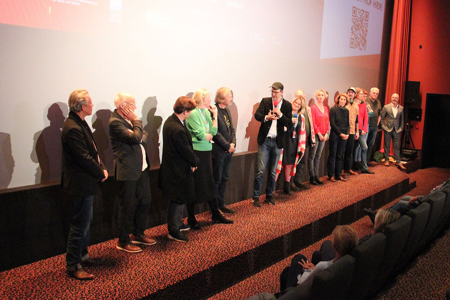 Das Team von ÜBERLEBEN IN BRANDENBURG bei den 57. Internationalen Hofer Filmtagen 2023