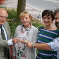 Nach der Beurkundung des Kaufvertrags (von links): Dr. Karl Gerhard Schmidt und die Vorstandsmitglieder des Cine Center Hof e.V., Christine Walther, Ana Radica und Andreas Walter.