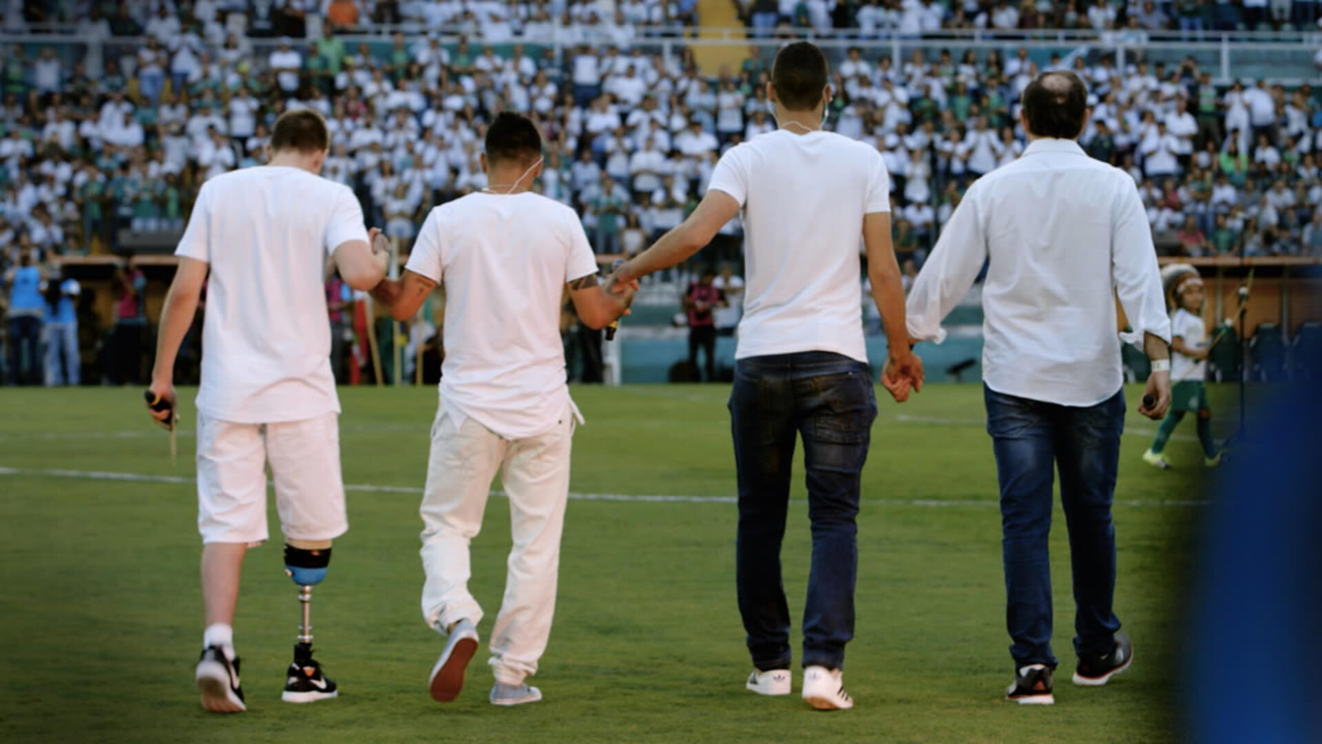 UNSER TEAM - NOSSA CHAPE startet in den Kinos