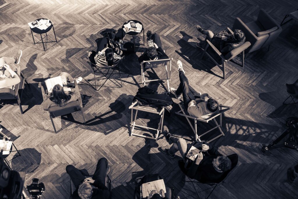 Still 02